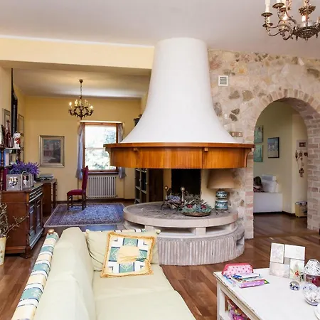 Podere Caldaruccio La Pineta - Tenuta 26 People Villa Ramazzano - Le Pulci