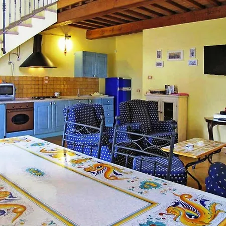 Podere Caldaruccio La Pineta - Tenuta 26 People Villa