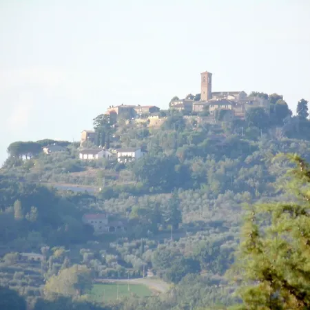 וילה Podere Caldaruccio La Pineta - Tenuta 26 People
