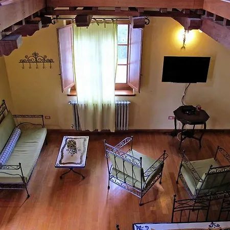 Podere Caldaruccio La Pineta - Tenuta 26 People Βίλα