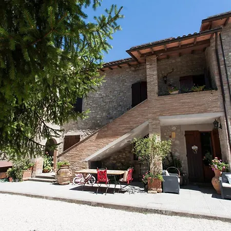 Podere Caldaruccio La Pineta - Tenuta 26 People *